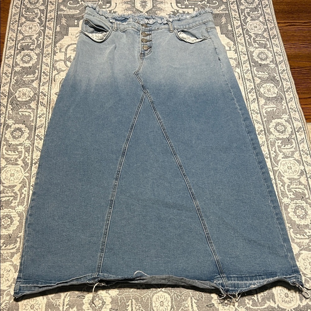 Inherit Women's Blue Denim Skirt